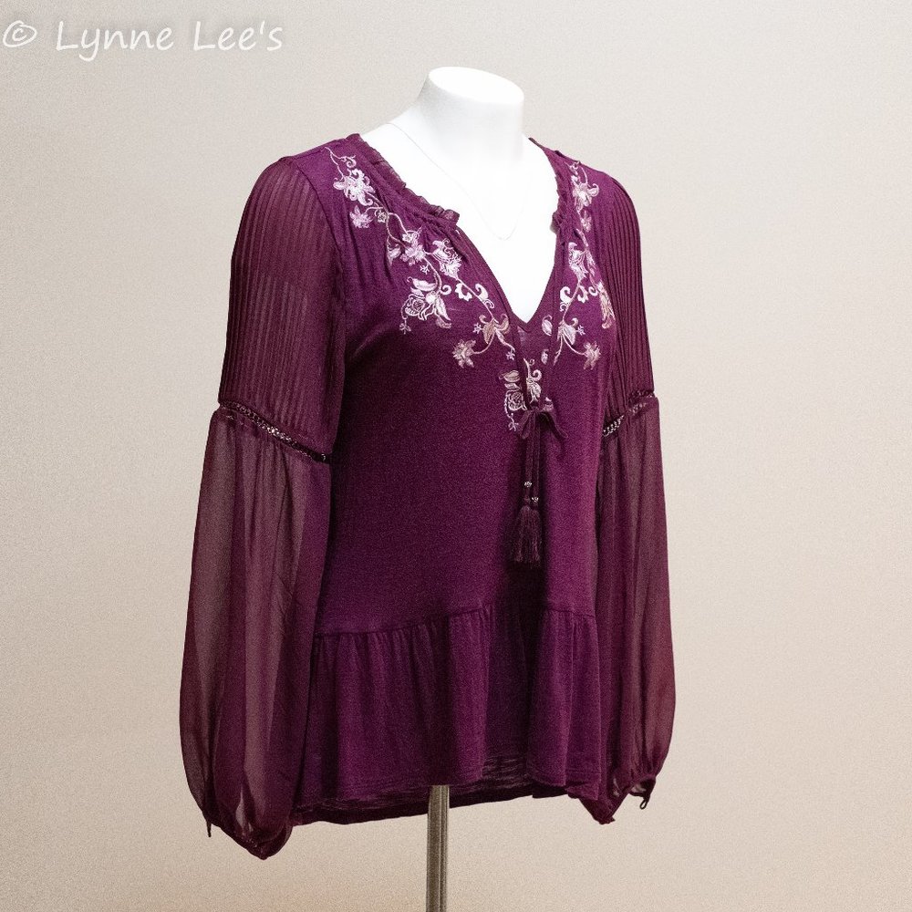 WHBM Embroidered Juliet Romantic Vintage Blouse